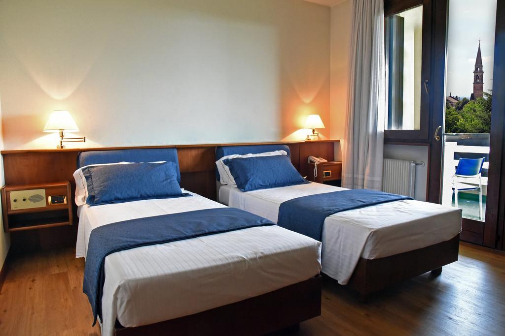 Hotel Bellavista Montebelluna Exterior photo